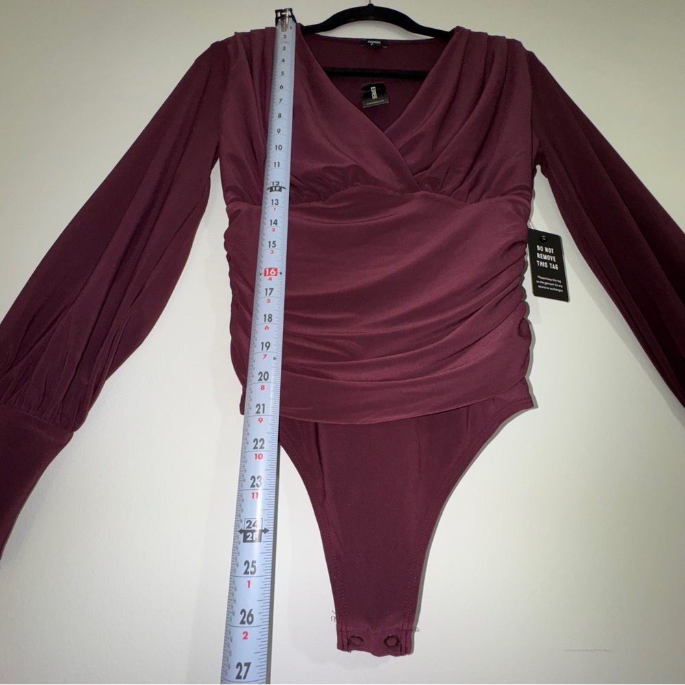 Express Long Sleeve Draped Surplice Bodysuit Burgundy Wine Size‎ XS NWT - Picture 5 of 6